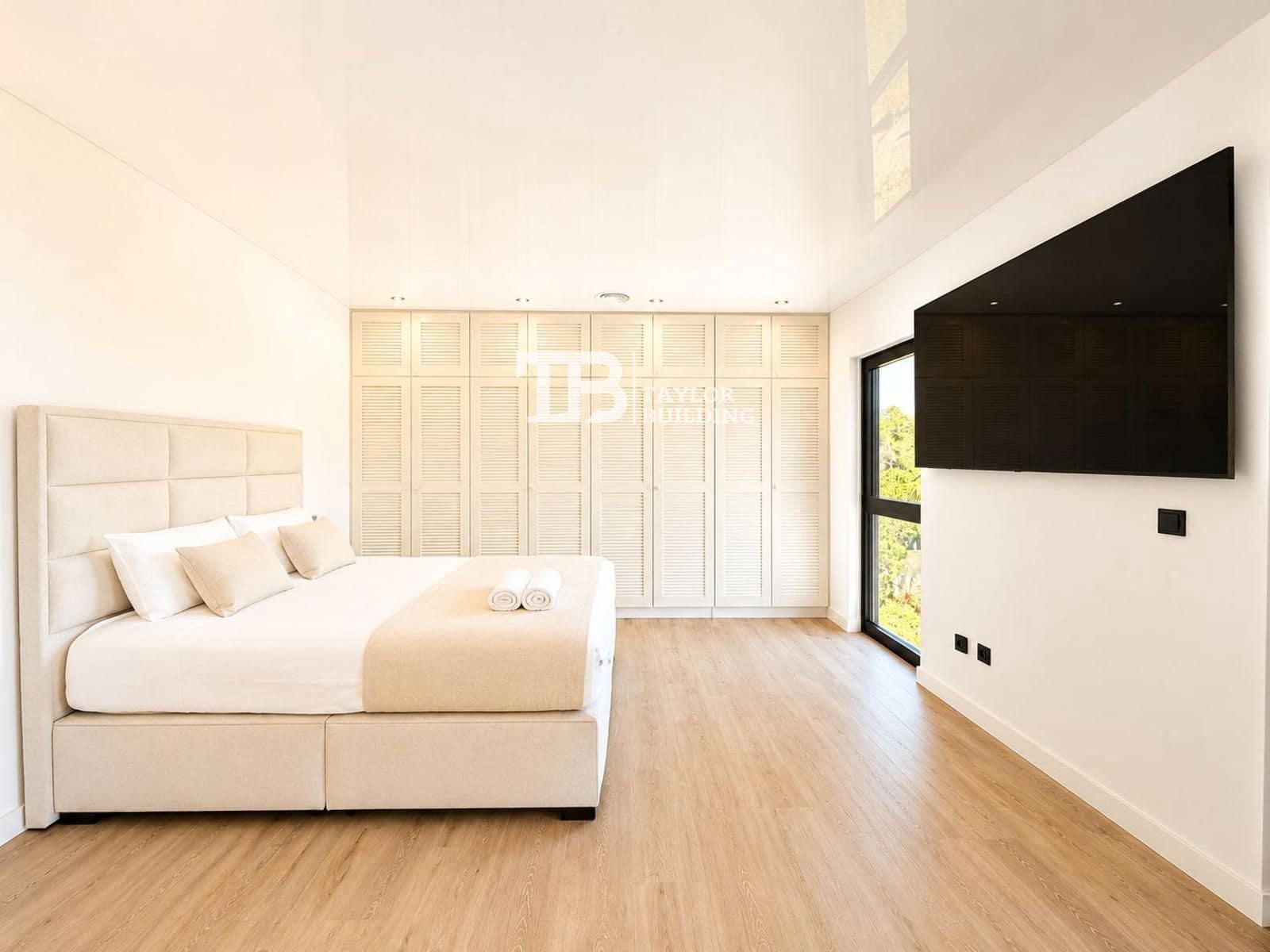 4 slaapkamer Villa te koop in Santa Ponsa met zwembad garage - € 2.990.000 (Ref: 9863703)