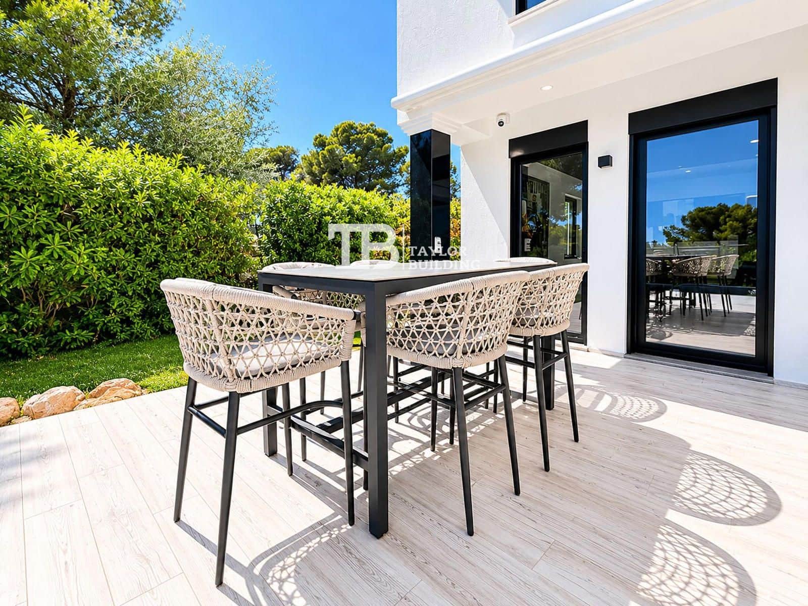 4 slaapkamer Villa te koop in Santa Ponsa met zwembad garage - € 2.990.000 (Ref: 9863703)