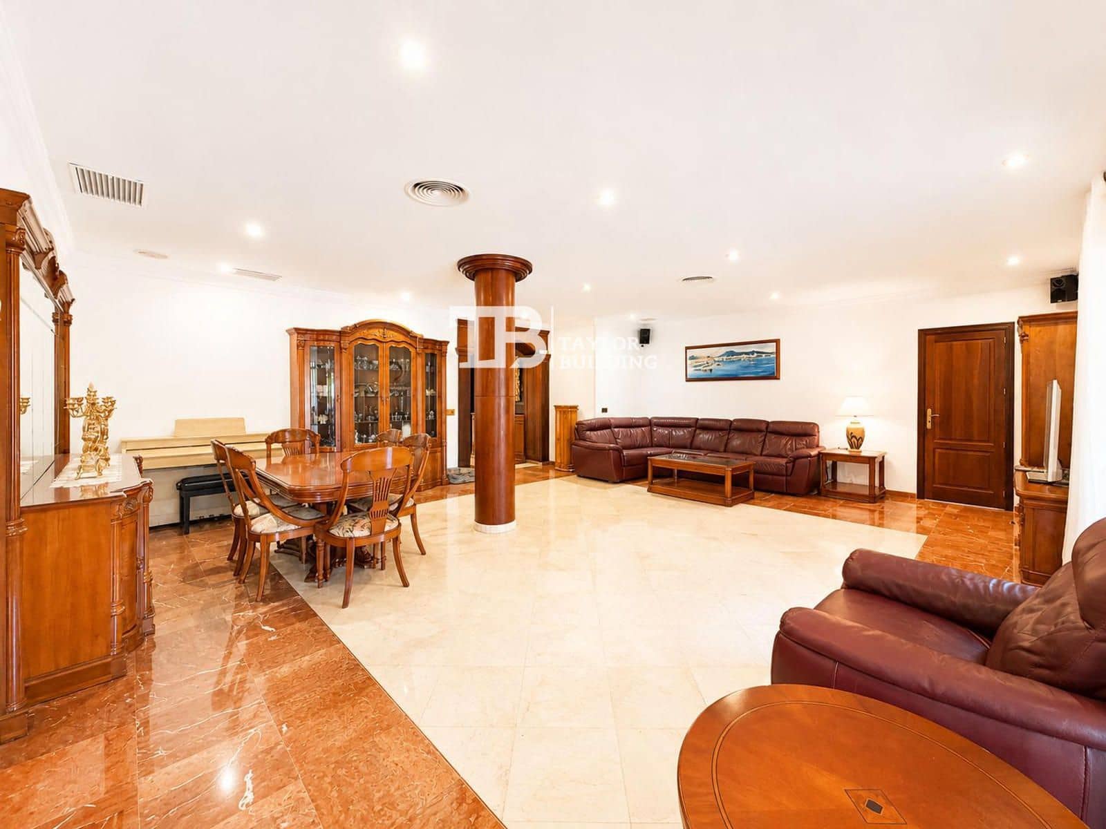 5 bedroom Villa for sale in El Toro / Port Adriano with pool garage - € 2,390,000 (Ref: 9867627)