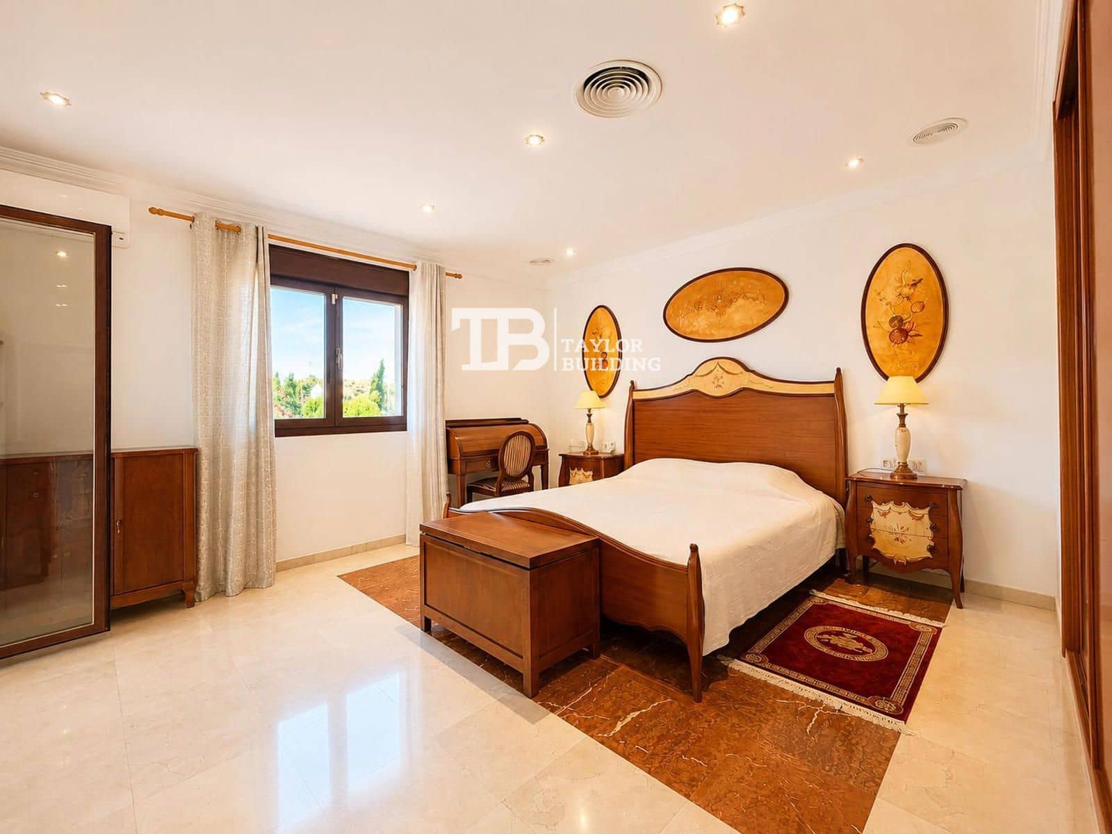 5 bedroom Villa for sale in El Toro / Port Adriano with pool garage - € 2,390,000 (Ref: 9867627)