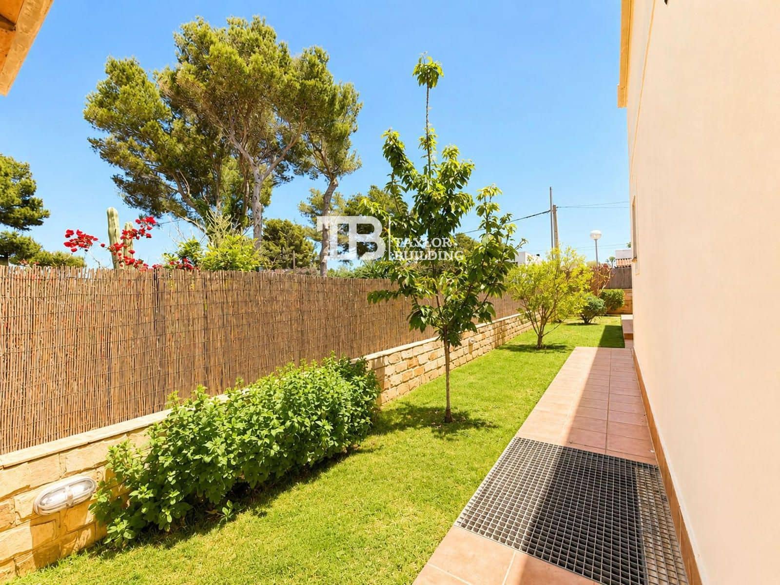 5 bedroom Villa for sale in El Toro / Port Adriano with pool garage - € 2,390,000 (Ref: 9867627)