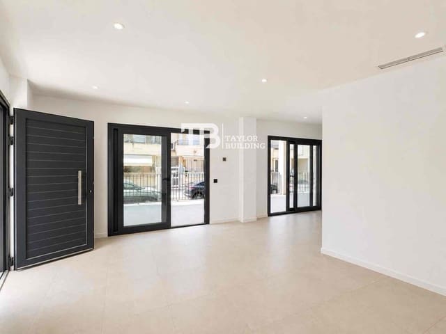 3 bedroom Townhouse for sale in Colonia de Sant Jordi, Ses Salines with garage - € 880,000 (Ref: 9872781)