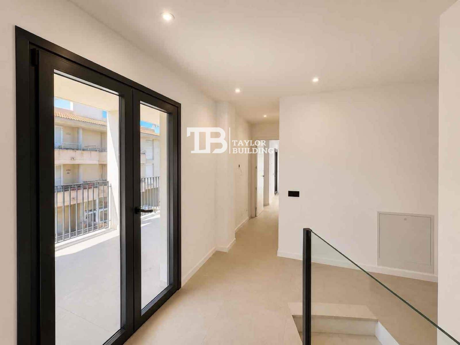 3 bedroom Townhouse for sale in Ses Salines with garage - € 880,000 (Ref: 9872781)