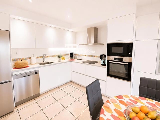 4 soveværelse Villa til salg i L'Olivera, Palma de Mallorca med garage - € 960.000 (Ref: 9875445)