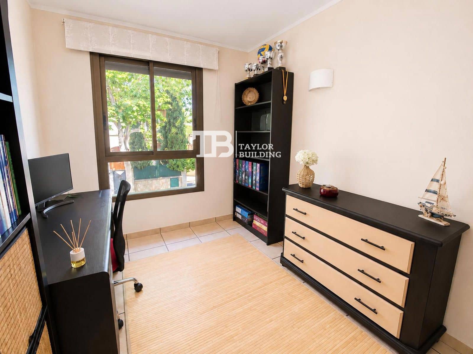 4 soveværelse Villa til salg i Palma de Mallorca med garage - € 960.000 (Ref: 9875445)