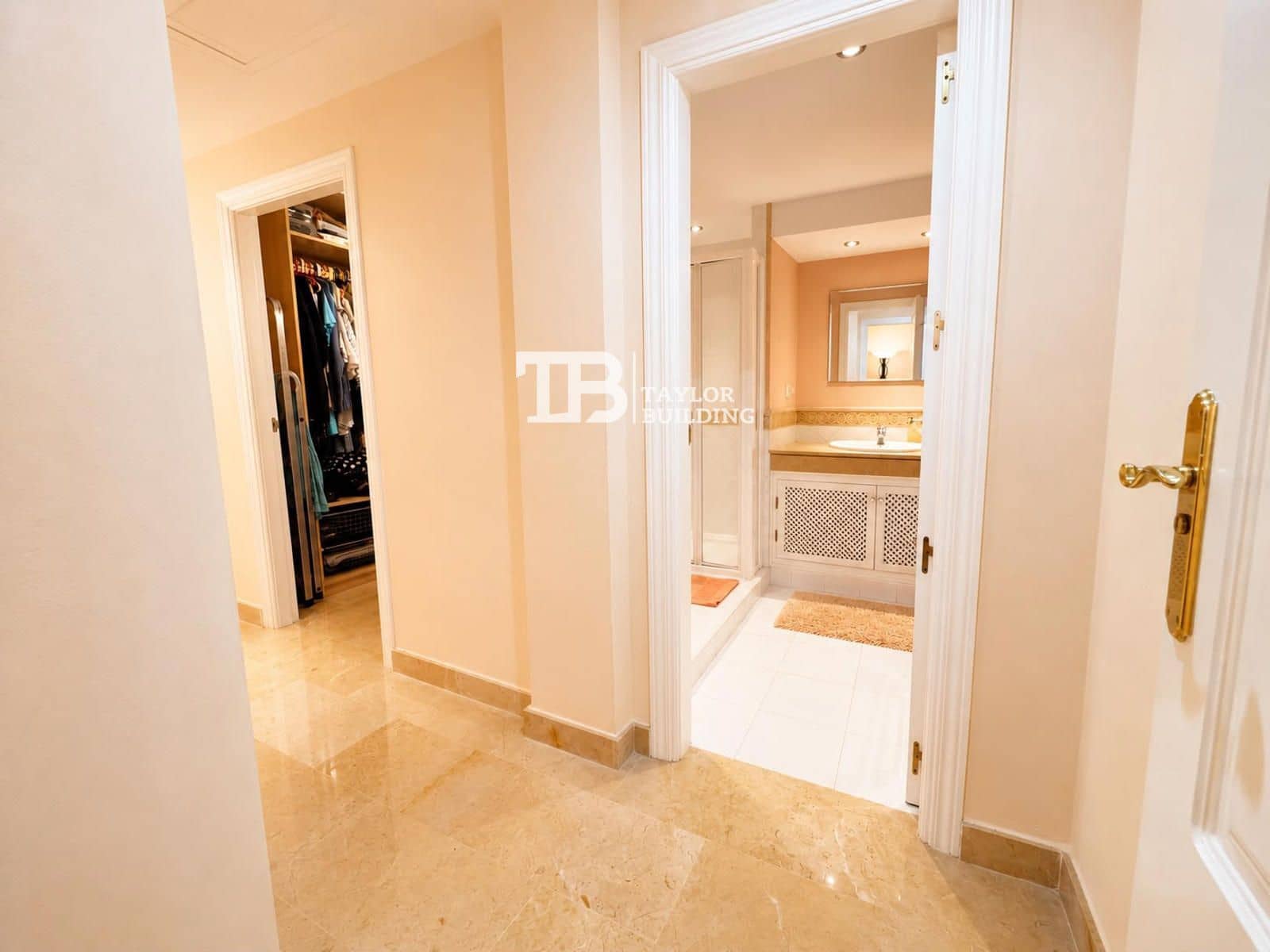 3 bedroom Flat for sale in El Toro / Port Adriano with pool garage - € 980,000 (Ref: 9889559)