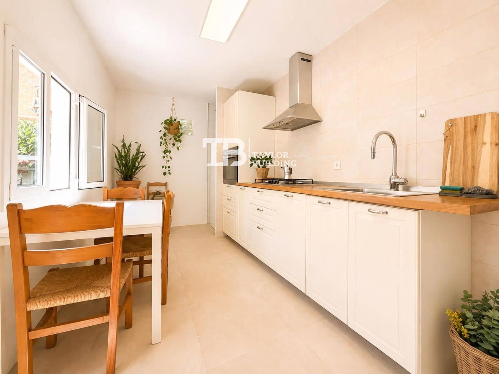 3 bedroom Flat for sale in Sant Llorenc des Cardassar - € 399,000 (Ref: 9893162)