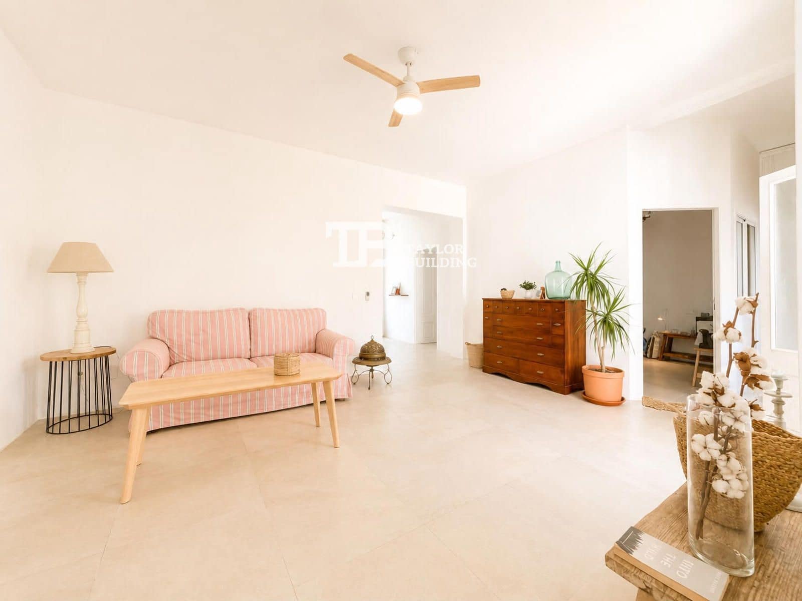 3 bedroom Flat for sale in Sant Llorenc des Cardassar - € 399,000 (Ref: 9893162)