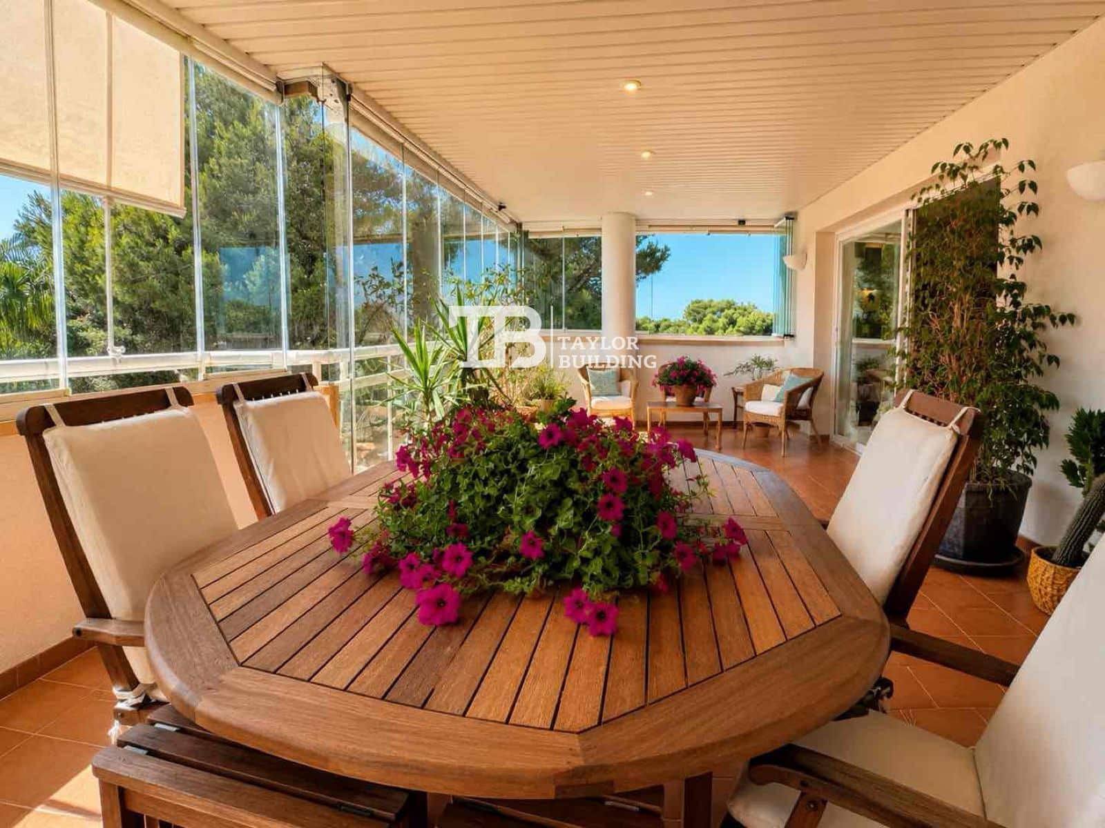 3 slaapkamer Flat te koop in Maioris Decima met zwembad garage - € 569.000 (Ref: 9900706)