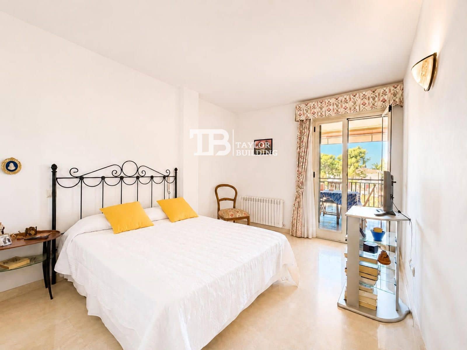 4 sypialnia Mieszkanie na sprzedaż w Palma de Mallorca z garażem - 799 000 € (Ref: 9902298)