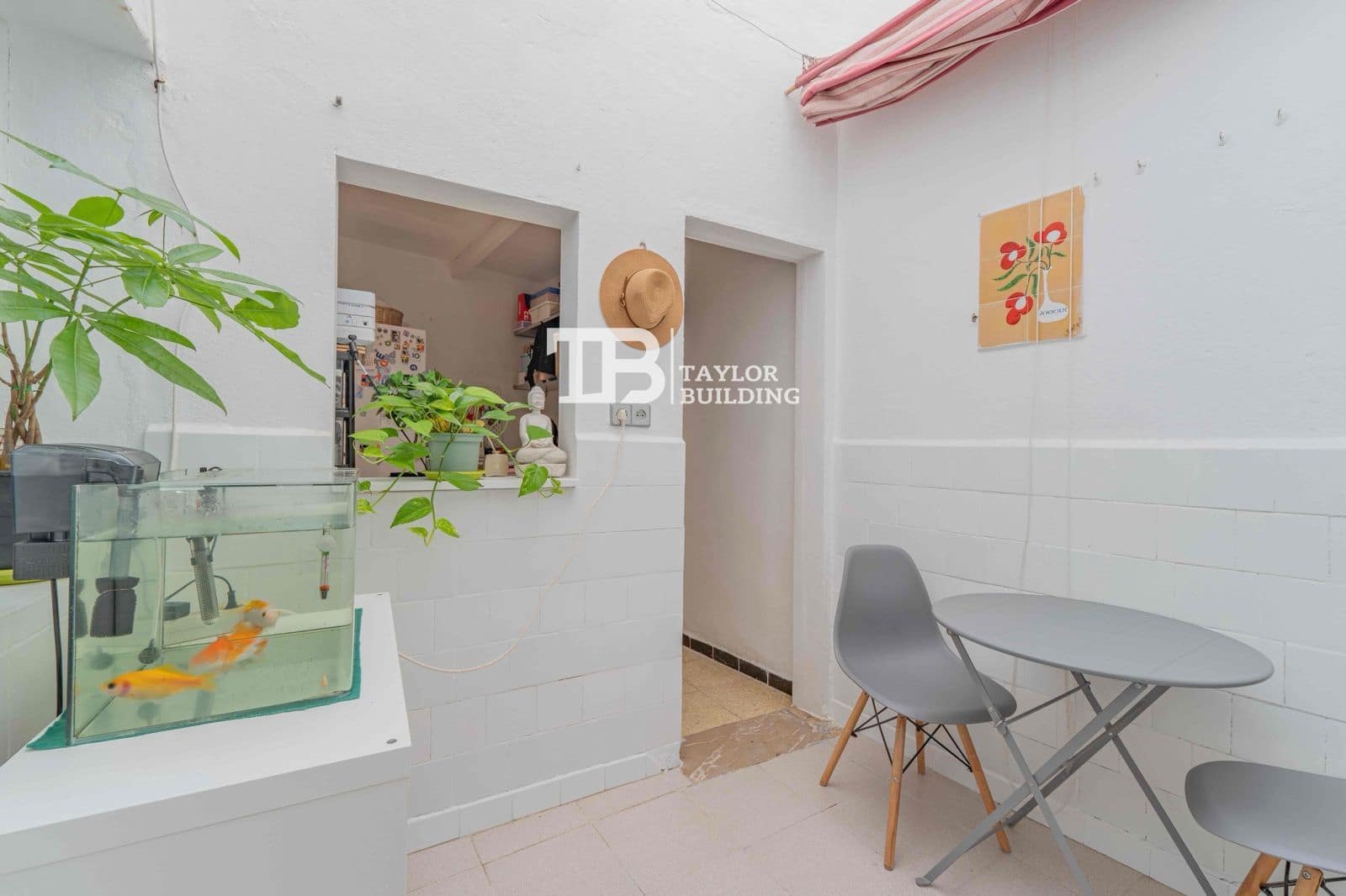 3 bedroom Villa for sale in Palma de Mallorca - € 455,000 (Ref: 9909010)