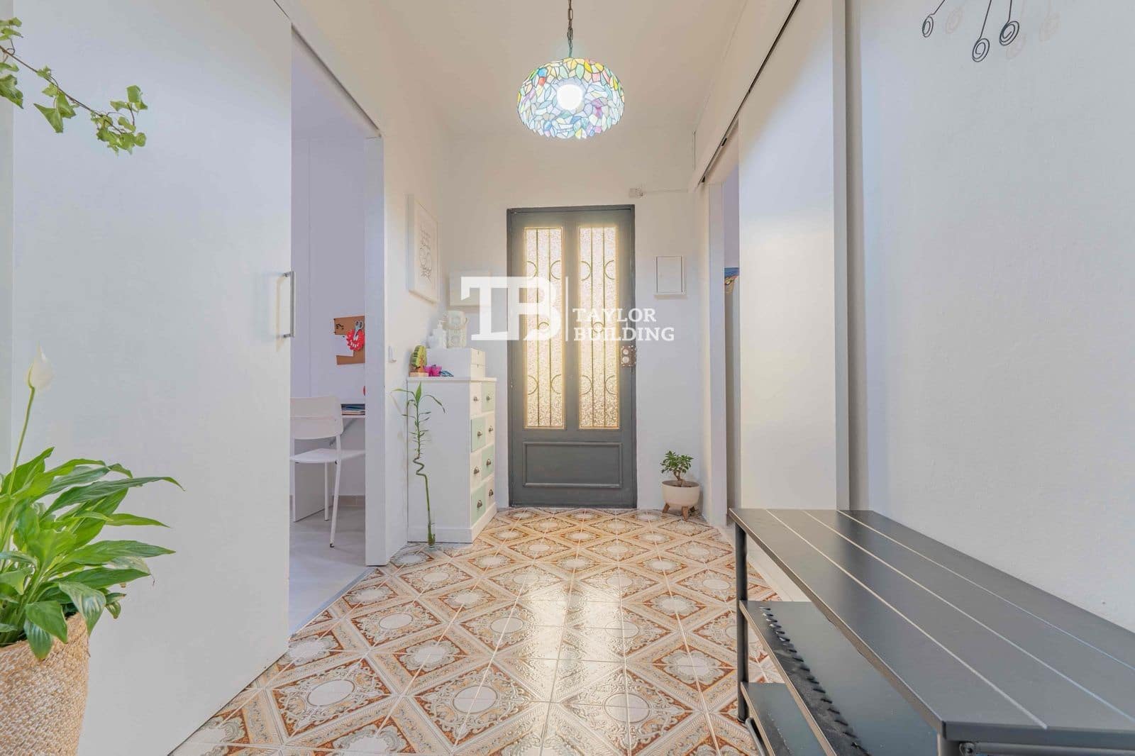 3 bedroom Villa for sale in Palma de Mallorca - € 455,000 (Ref: 9909010)