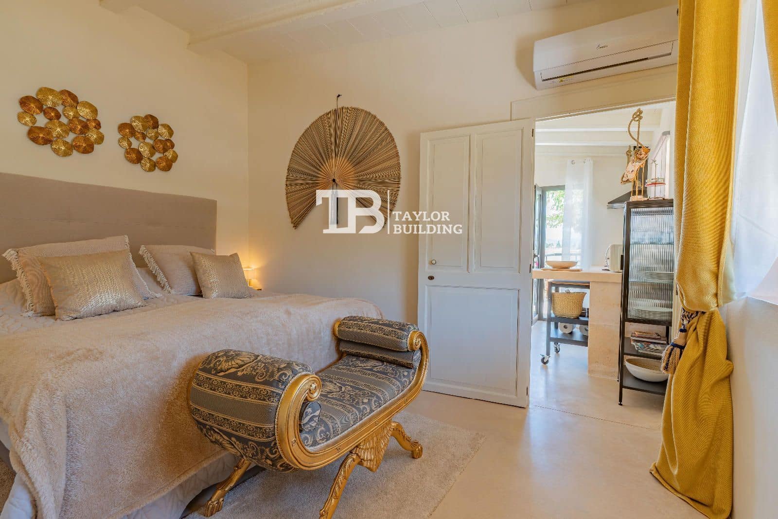 6 bedroom Villa for sale in Sencelles with pool garage - € 1,550,000 (Ref: 9925027)