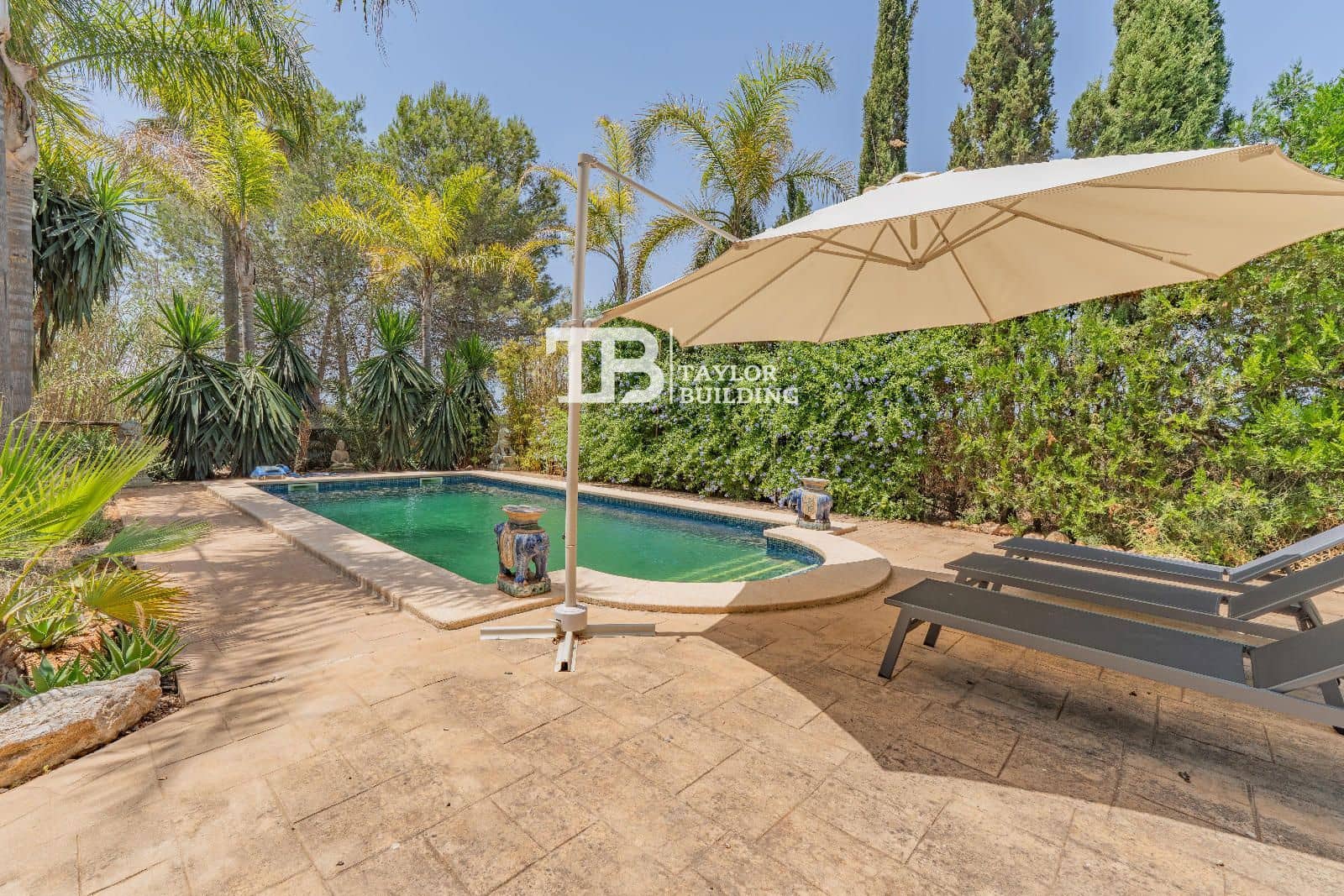6 bedroom Villa for sale in Sencelles with pool garage - € 1,550,000 (Ref: 9925027)