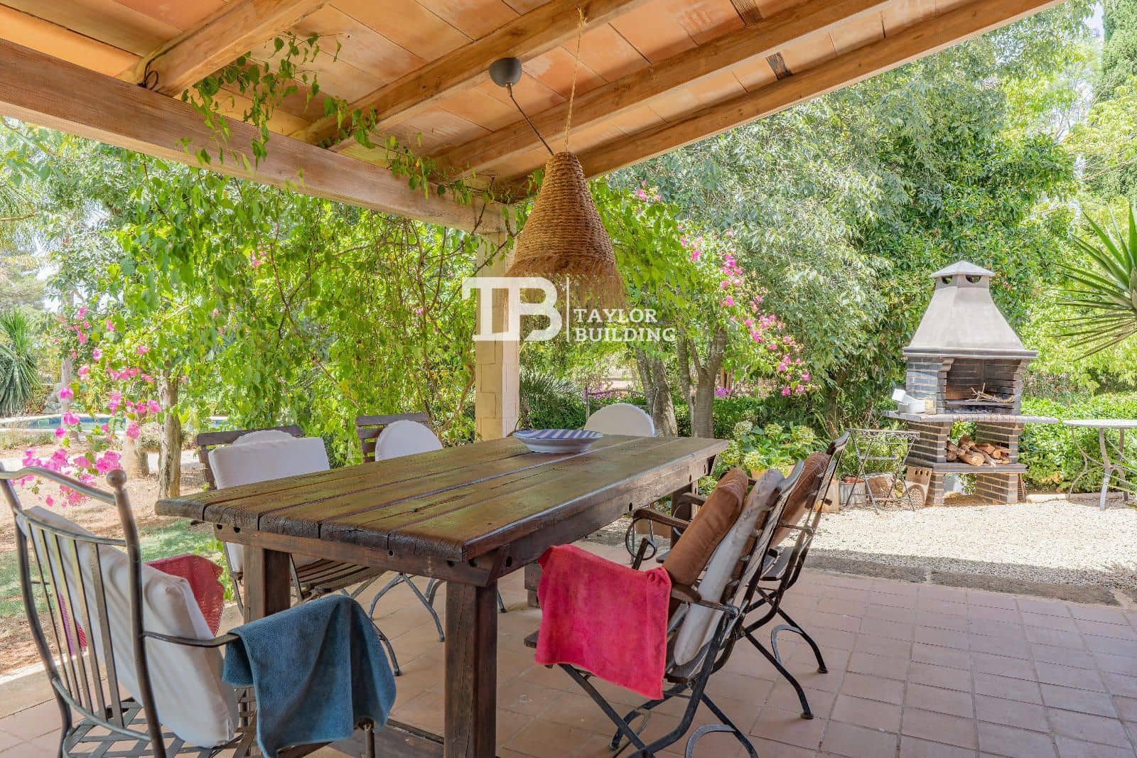6 bedroom Villa for sale in Sencelles with pool garage - € 1,550,000 (Ref: 9925027)