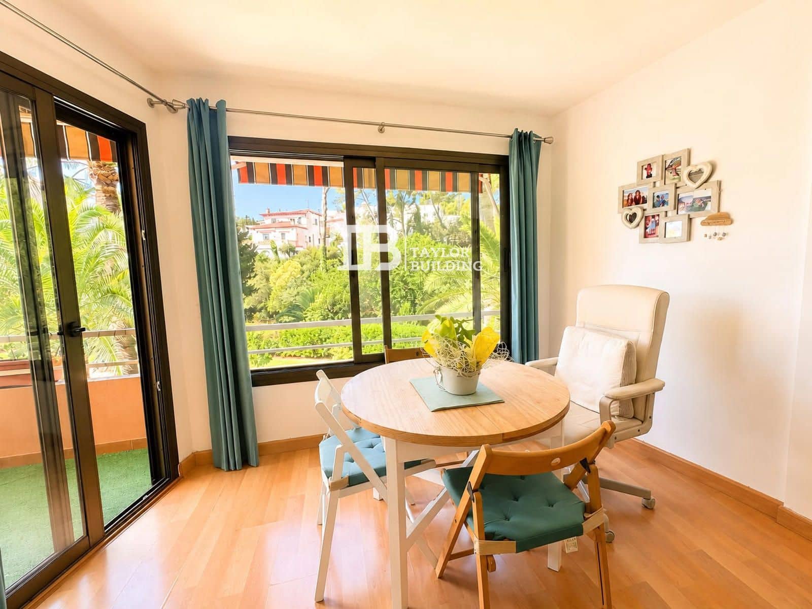 2 bedroom Flat for sale in San Agustin / Sant Agusti with pool - € 468,000 (Ref: 9925028)