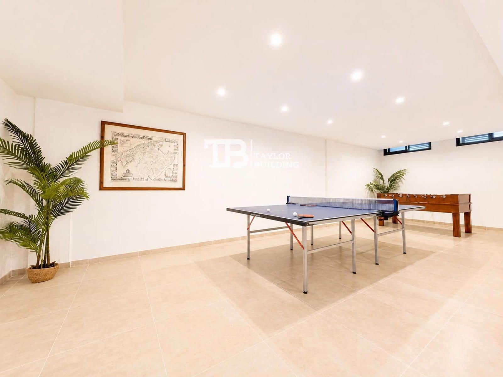 2 bedroom Flat for sale in Son Ferriol with garage - € 515,000 (Ref: 9927952)