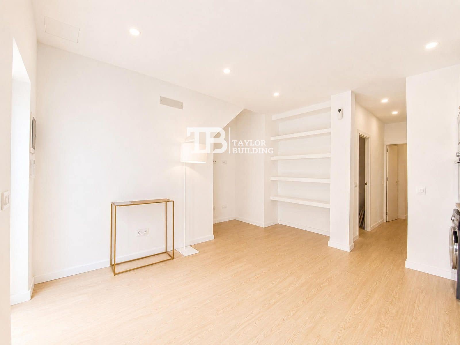 2 bedroom Flat for sale in Llucmajor - € 235,000 (Ref: 9932238)