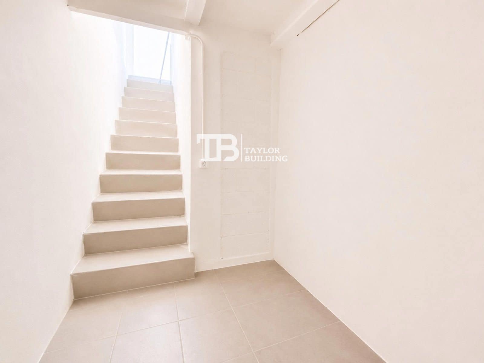 2 bedroom Flat for sale in Llucmajor - € 235,000 (Ref: 9932238)