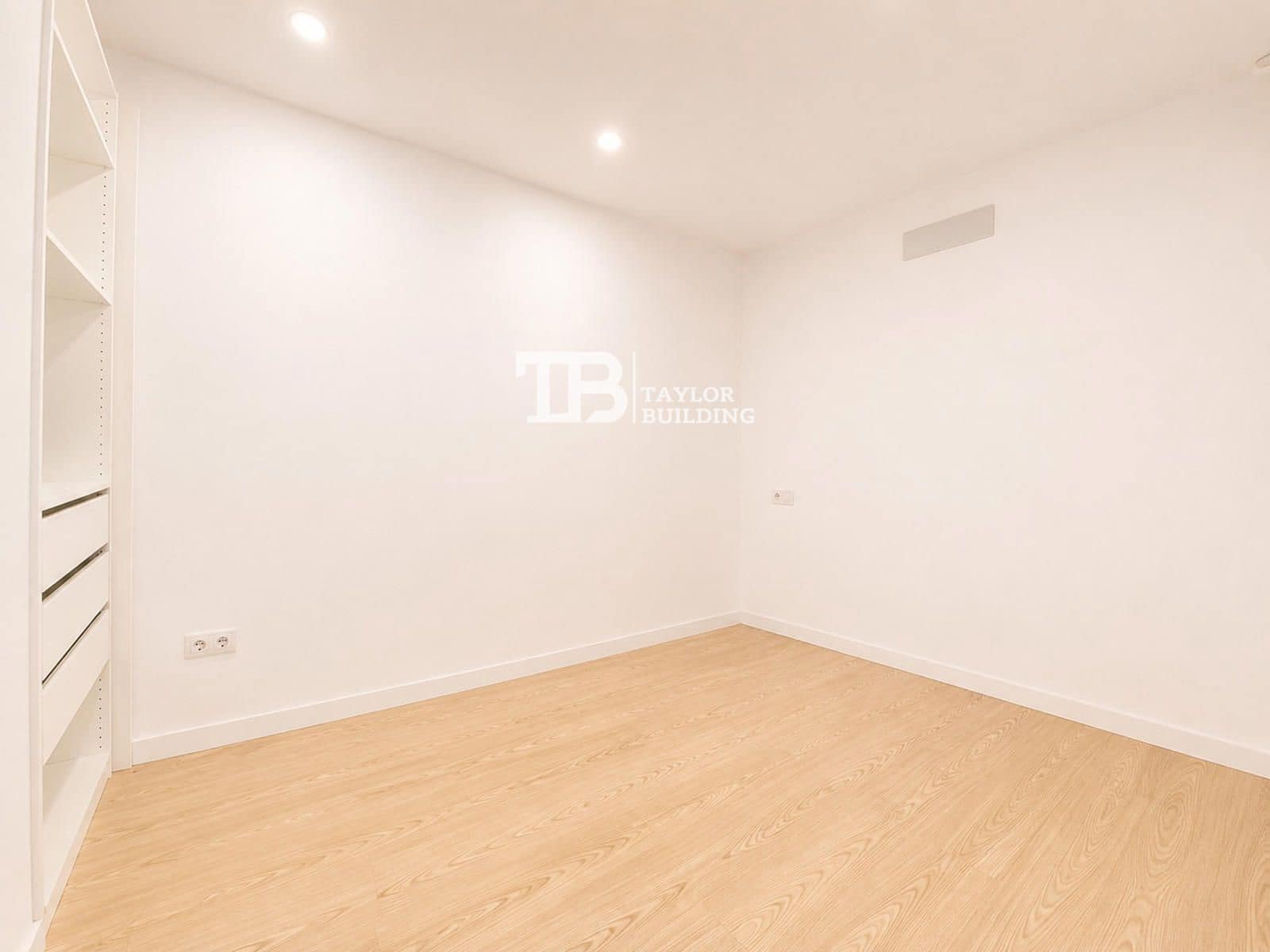 2 bedroom Flat for sale in Llucmajor - € 235,000 (Ref: 9932238)