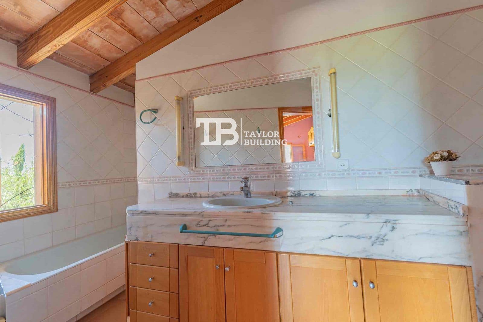 5 sypialnia Willa na sprzedaż w Es Garrovers z basenem garażem - 1 890 000 € (Ref: 9946769)