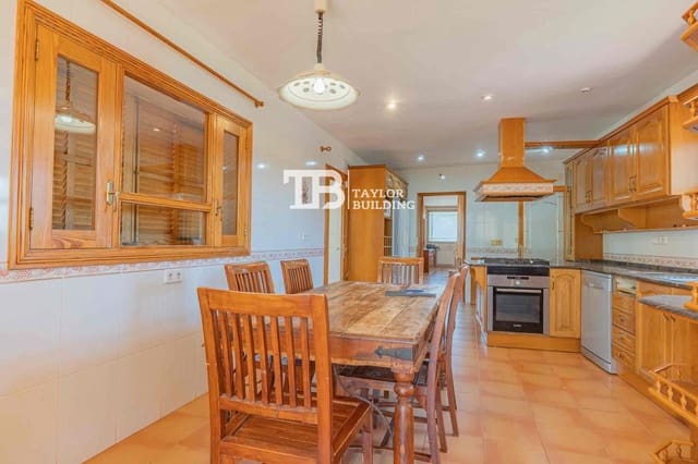 5 sypialnia Willa na sprzedaż w Es Garrovers, Marratxí z basenem garażem - 1 890 000 € (Ref: 9946769)
