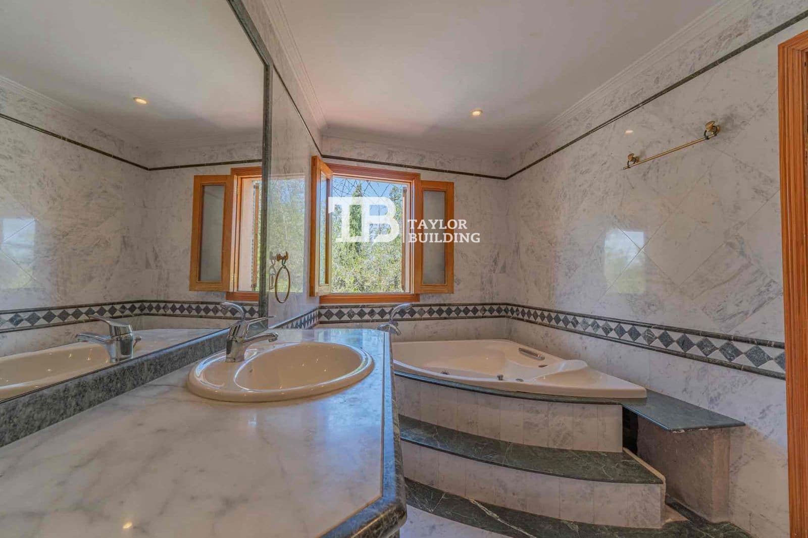 5 sypialnia Willa na sprzedaż w Es Garrovers z basenem garażem - 1 890 000 € (Ref: 9946769)