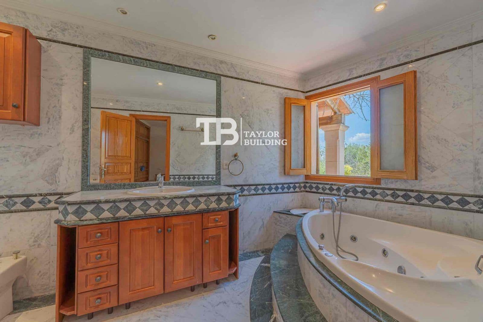5 sypialnia Willa na sprzedaż w Es Garrovers z basenem garażem - 1 890 000 € (Ref: 9946769)
