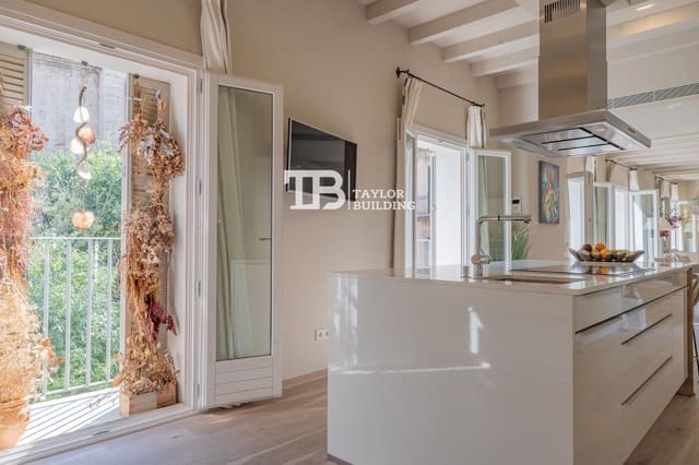 5 slaapkamer Villa te koop in El Mercat, Palma de Mallorca met zwembad garage - € 4.500.000 (Ref: 9964237)
