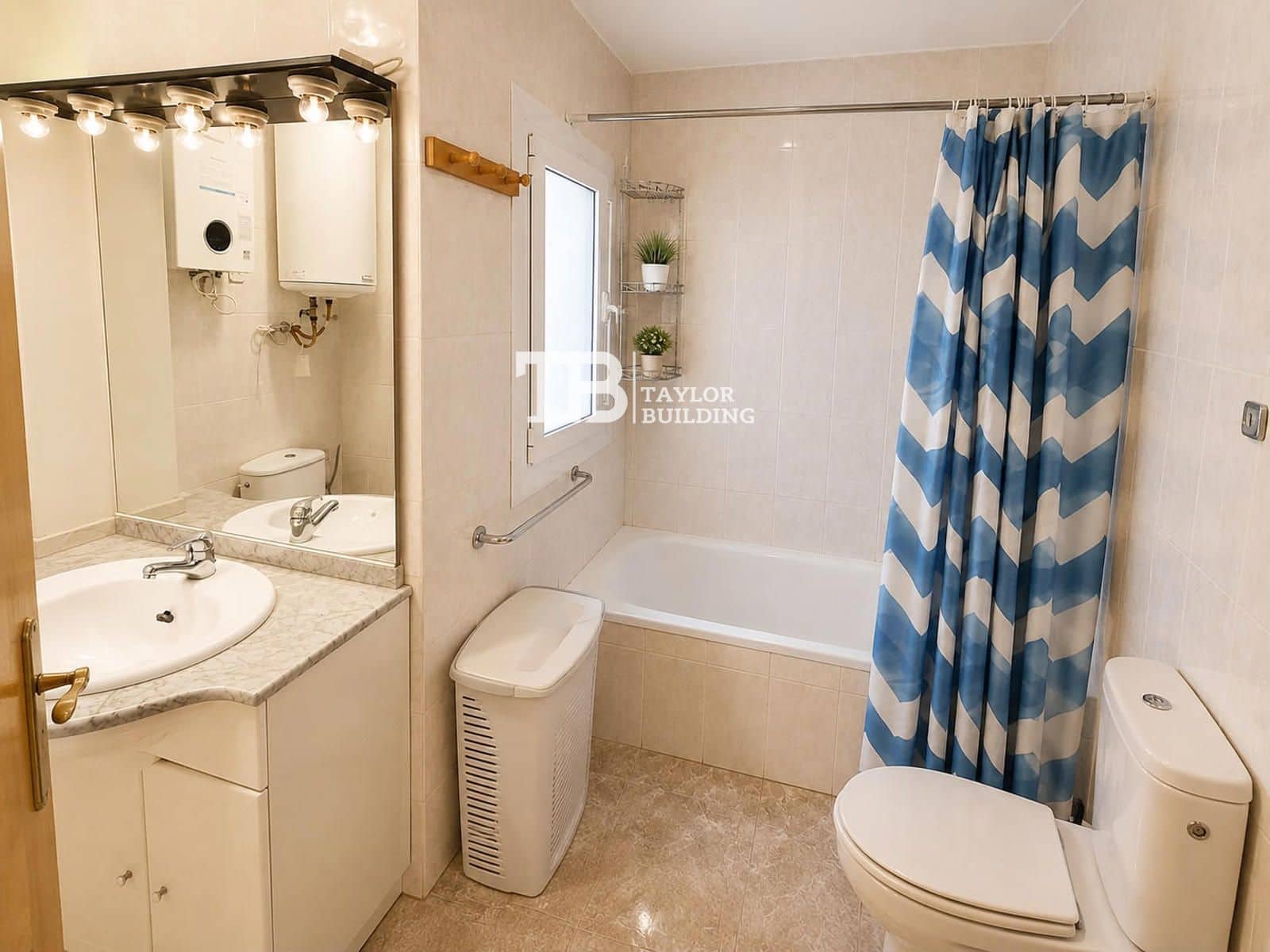 3 bedroom Flat for sale in Palma de Mallorca - € 350,000 (Ref: 9971655)