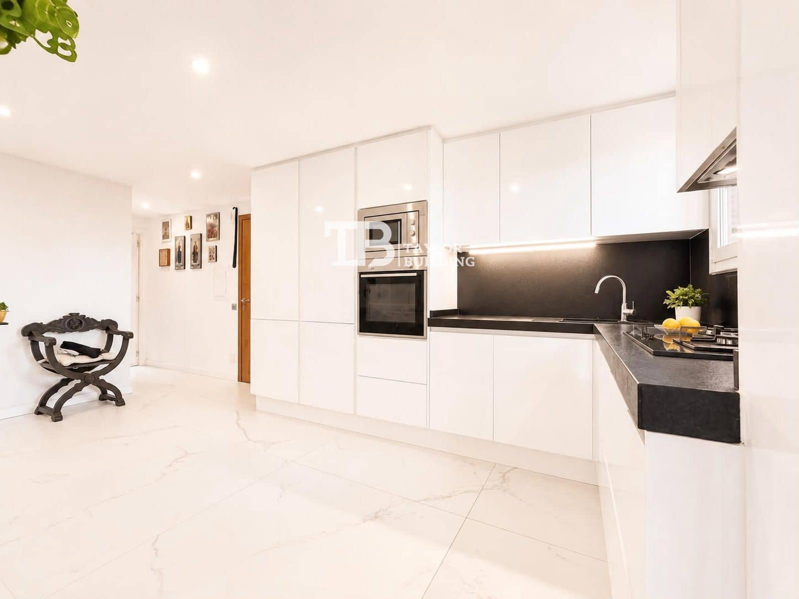 3 soverom Leilighet til salgs i Santa Ponsa med garasje - € 465 000 (Ref: 9974585)