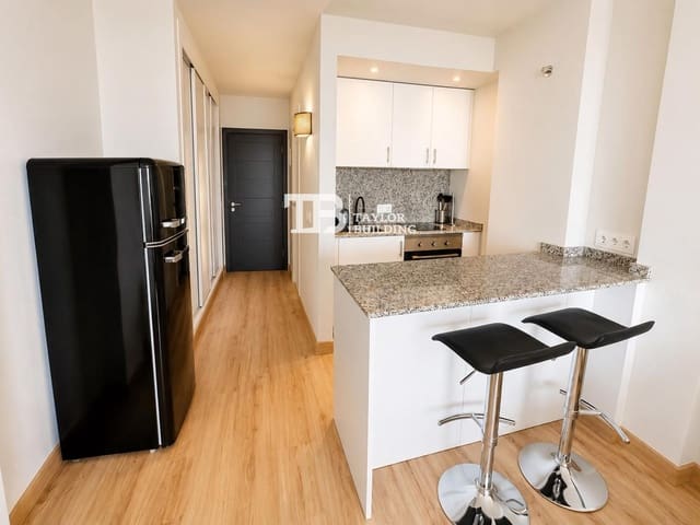 Leilighet til salgs i Illetas, Calvià med svømmebasseng - € 305 000 (Ref: 9976104)