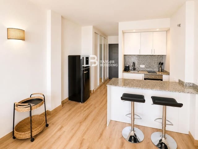 Leilighet til salgs i Illetas, Calvià med svømmebasseng - € 305 000 (Ref: 9976104)