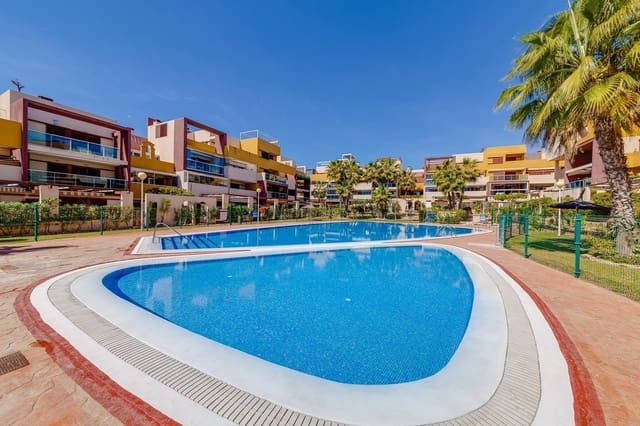 Apartamento de 2 habitaciones en Punta Prima, Orihuela en venta con piscina - 199.900 € (Ref: 10000469)