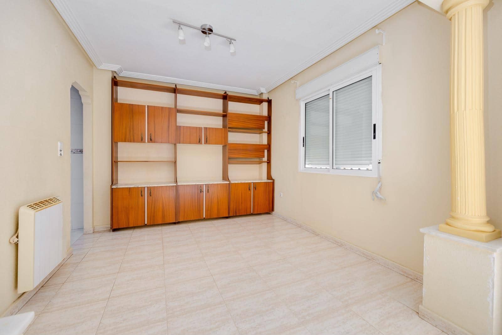 4 bedroom Villa for sale in Aguas Nuevas with pool garage - € 289,000 (Ref: 10004111)