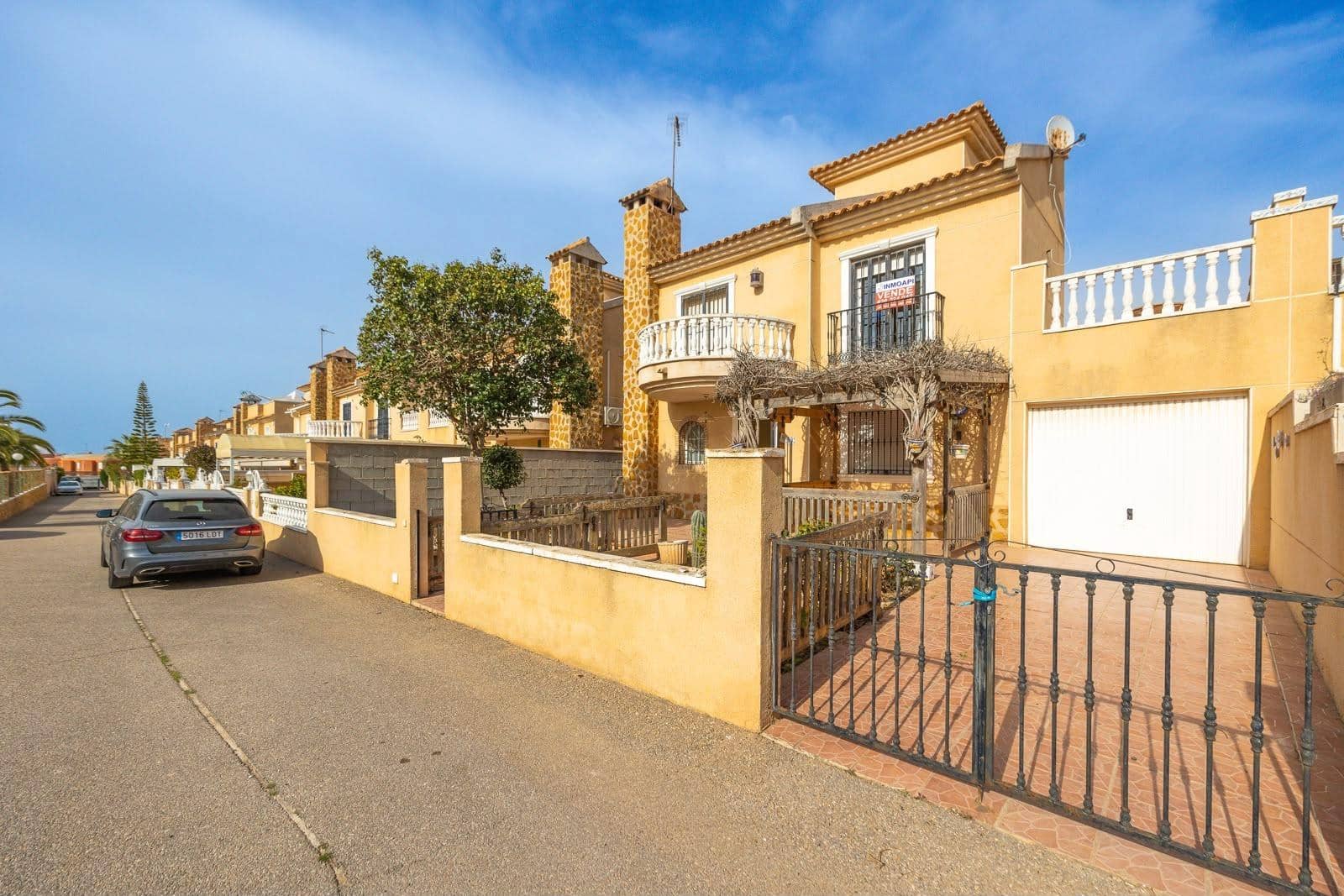 4 bedroom Villa for sale in Aguas Nuevas with pool garage - € 289,000 (Ref: 10004111)