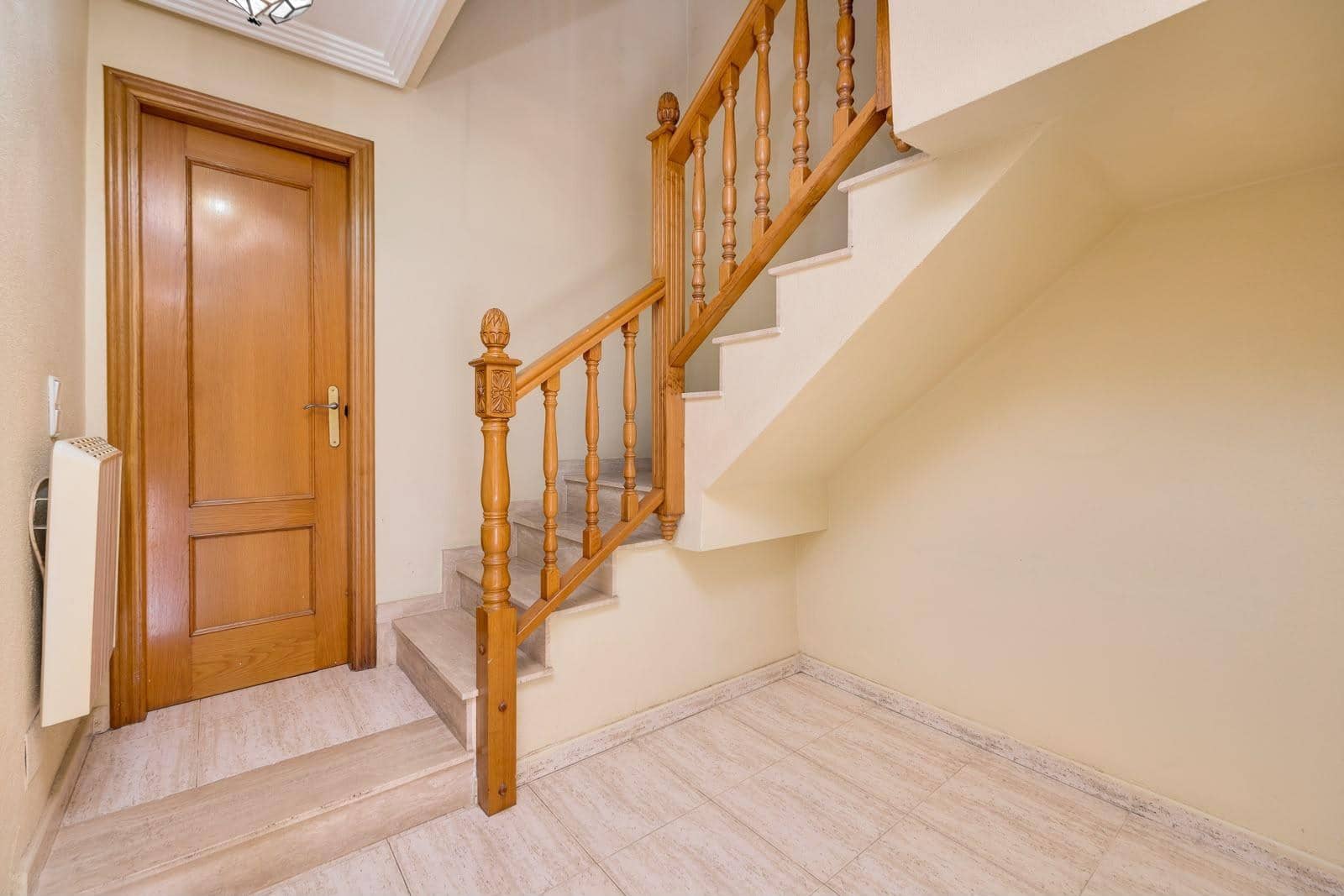 4 bedroom Villa for sale in Aguas Nuevas with pool garage - € 289,000 (Ref: 10004111)
