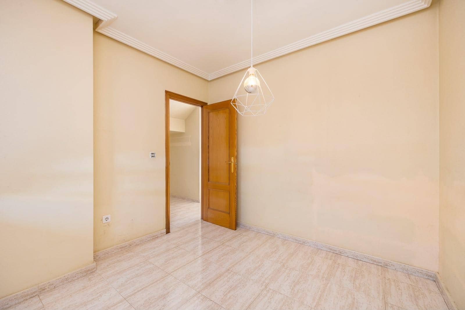 4 bedroom Villa for sale in Aguas Nuevas with pool garage - € 289,000 (Ref: 10004111)