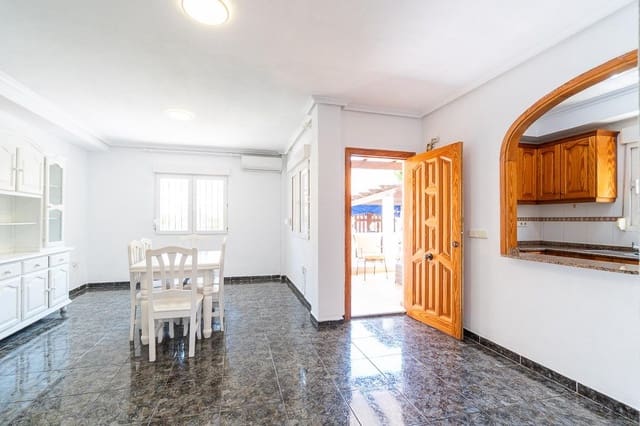 Pareado de 3 habitaciones en La Zenia, Orihuela en venta - 297.000 € (Ref: 10006596)