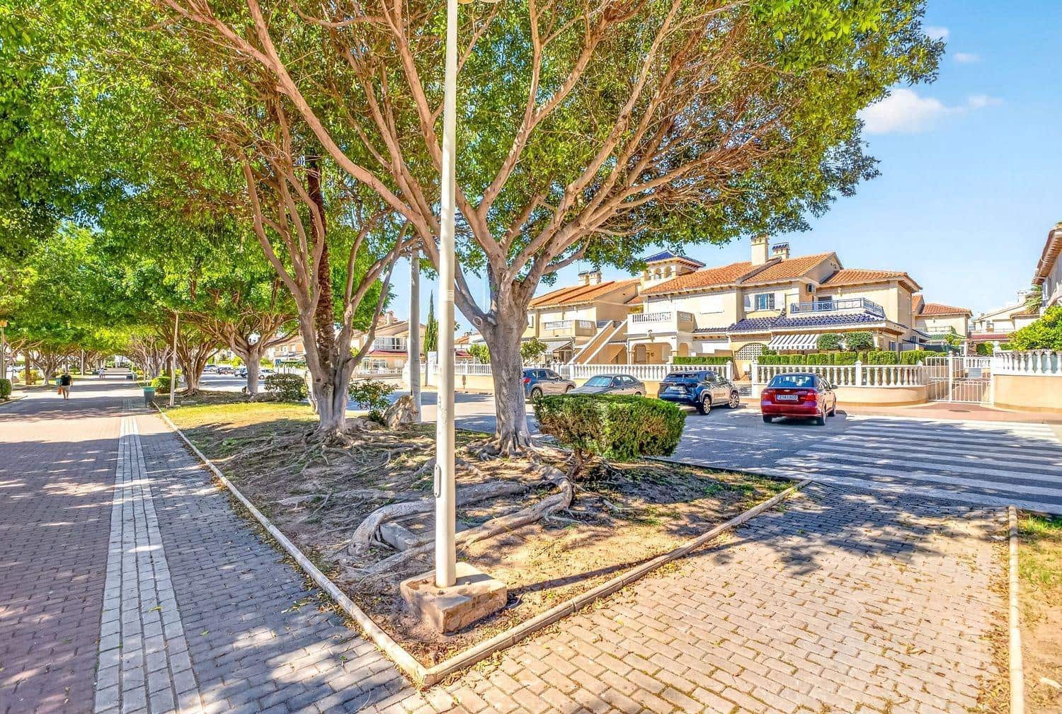 3 soverom Villa til salgs i Orihuela Costa med svømmebasseng - € 265 000 (Ref: 10006597)
