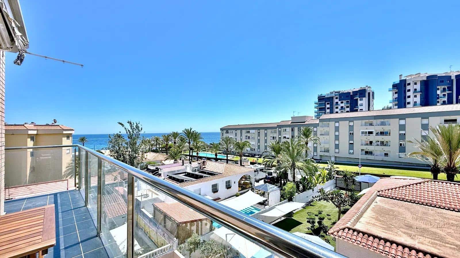 1 camera da letto Attico in vendita in Punta Prima con piscina - 145.000 € (Rif: 10007453)