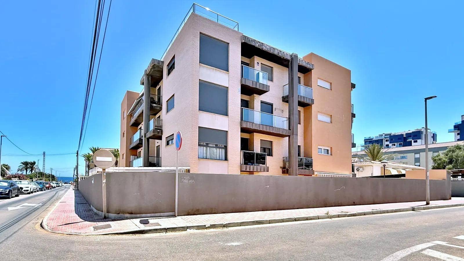 1 camera da letto Attico in vendita in Punta Prima con piscina - 145.000 € (Rif: 10007453)