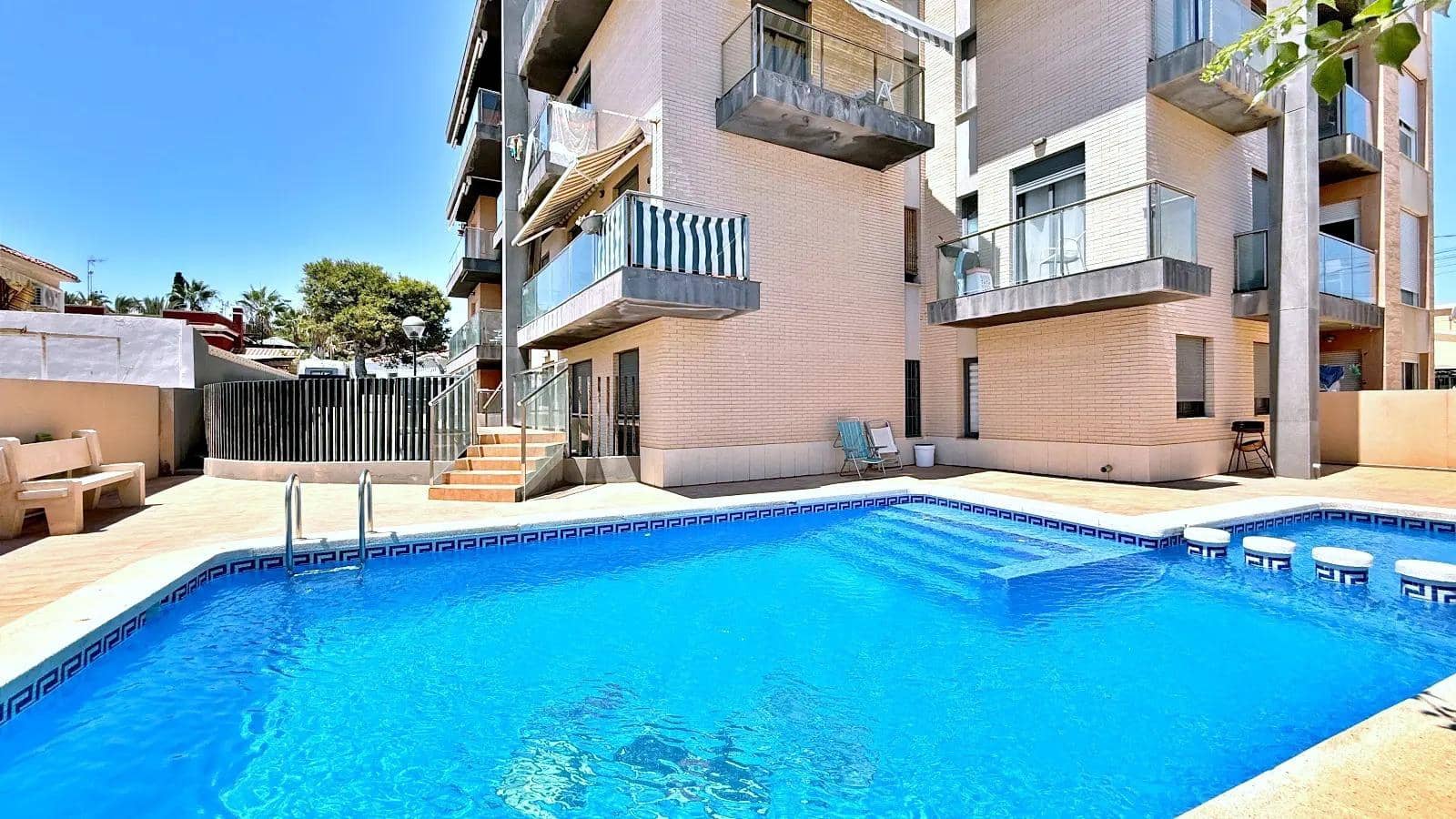 1 camera da letto Attico in vendita in Punta Prima con piscina - 145.000 € (Rif: 10007453)