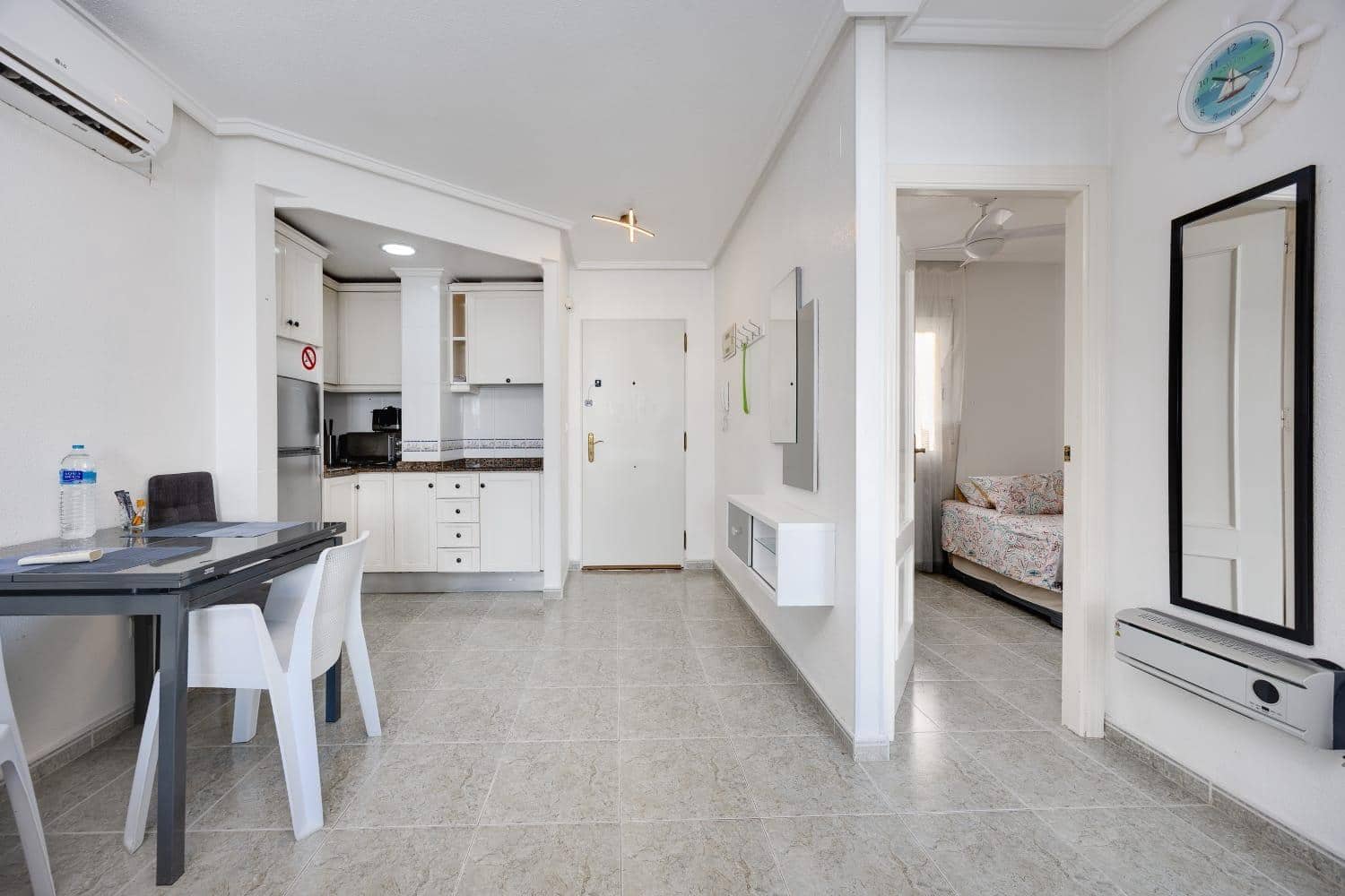 2 sypialnia Apartament na sprzedaż w Torrevieja z basenem - 143 000 € (Ref: 10007454)