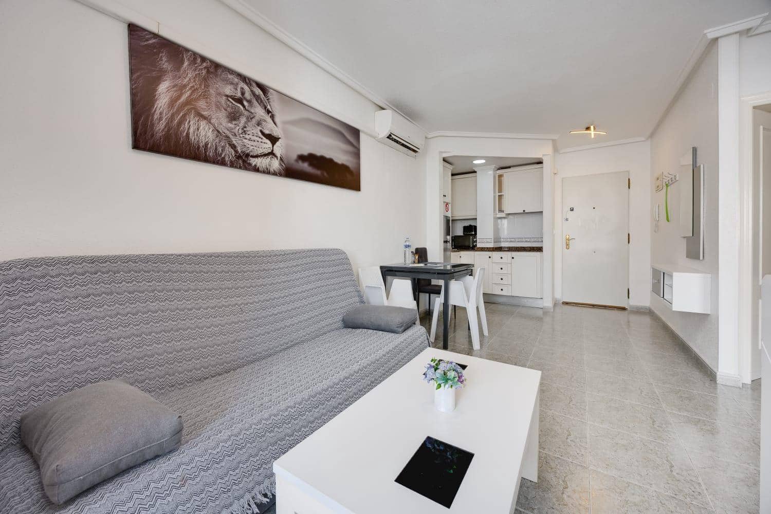 2 sypialnia Apartament na sprzedaż w Torrevieja z basenem - 143 000 € (Ref: 10007454)
