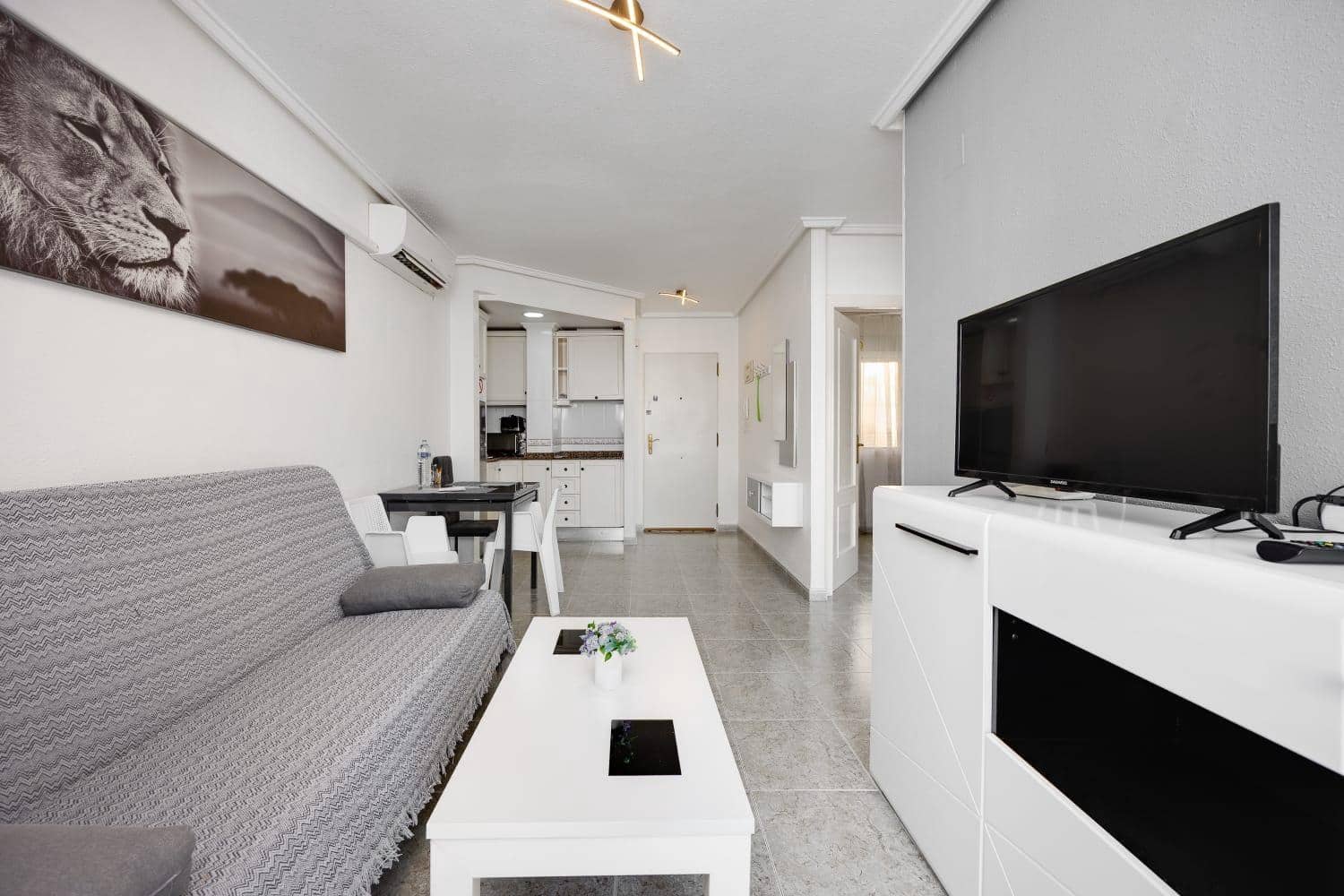2 sypialnia Apartament na sprzedaż w Torrevieja z basenem - 143 000 € (Ref: 10007454)