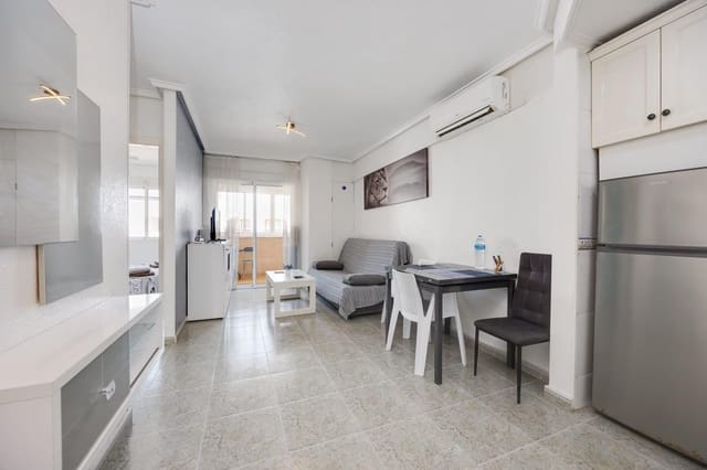 2 soveværelse Lejlighed til salg i Playa de los Locos, Torrevieja med swimmingpool - € 143.000 (Ref: 10007454)