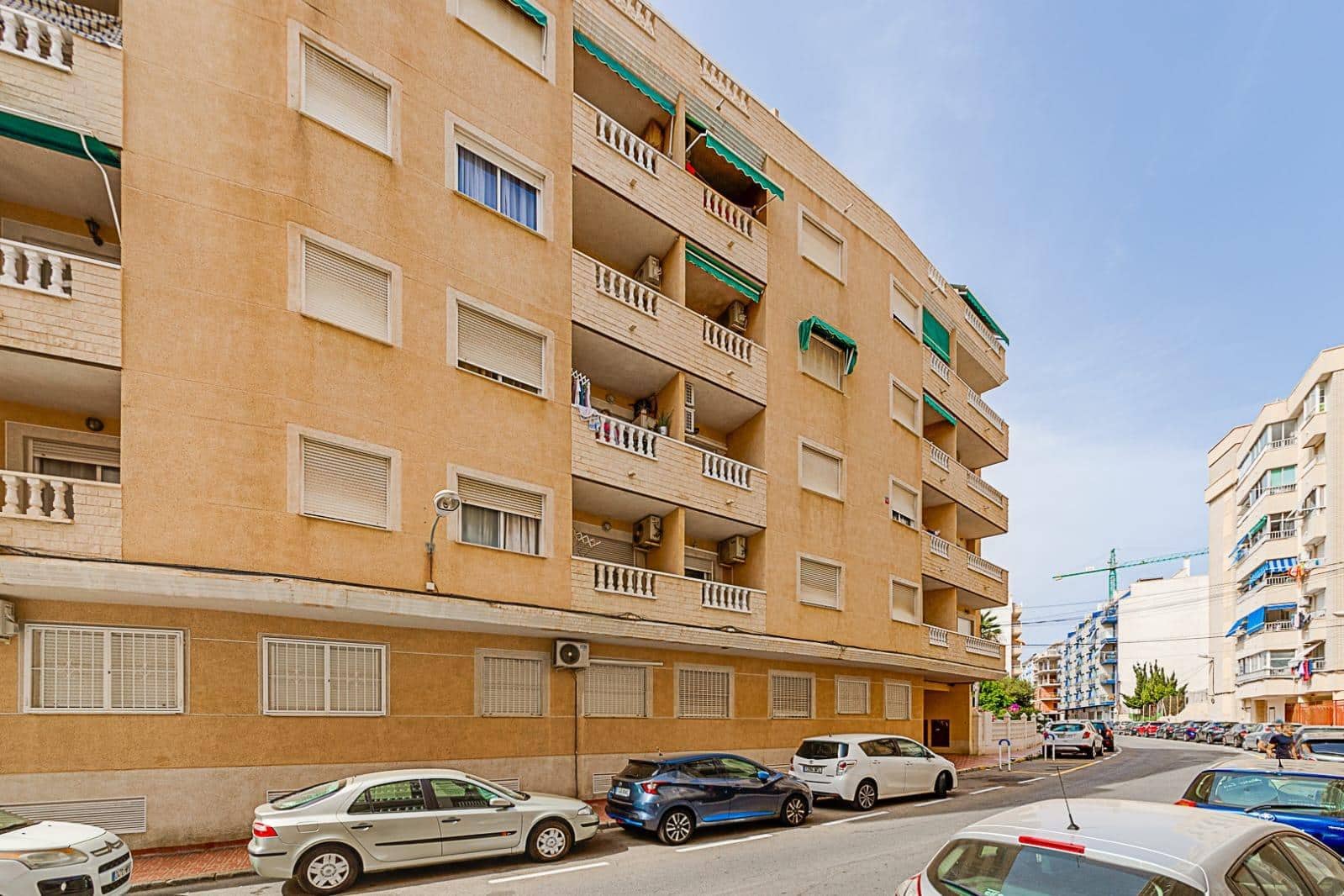 2 sypialnia Apartament na sprzedaż w Torrevieja z basenem - 143 000 € (Ref: 10007454)