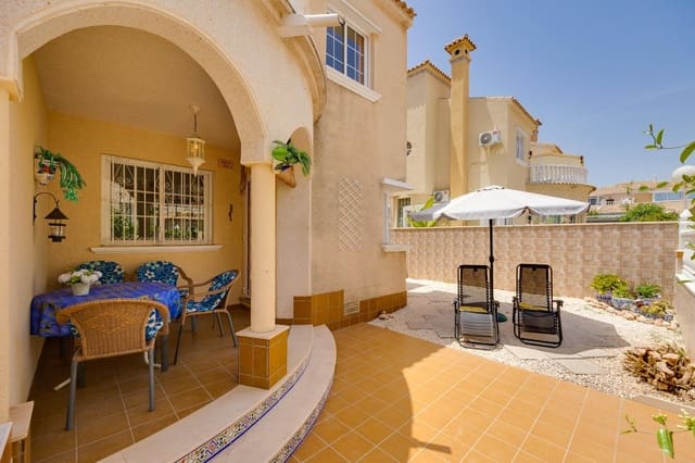 2 slaapkamer Villa te koop in Playa Flamenca, Orihuela - € 215.000 (Ref: 10011608)