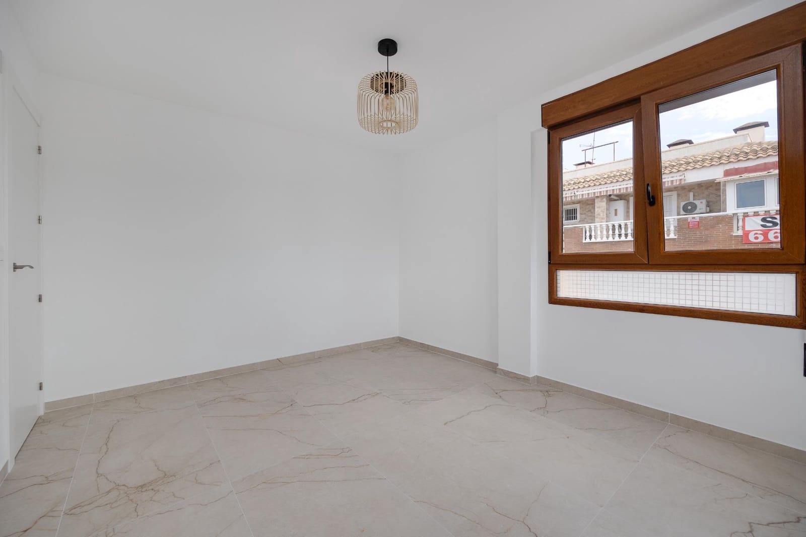 3 soverom Penthouse til salgs i Torrevieja - € 225 000 (Ref: 10011610)